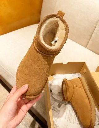 Botas UGG Mini Marrón Claro Nuevas