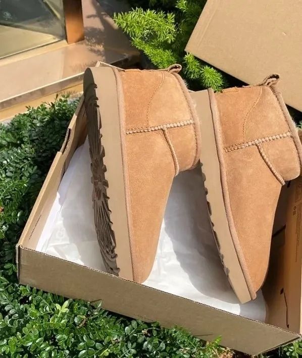 Botas UGG Mini Marrón Nuevas