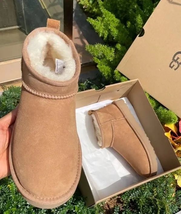 Botas UGG Mini Marrón Nuevas