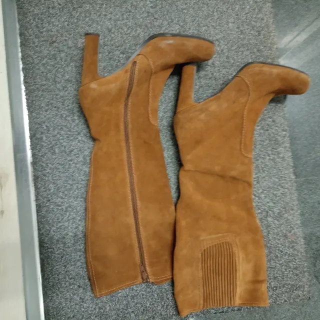 Botas de ante marrones