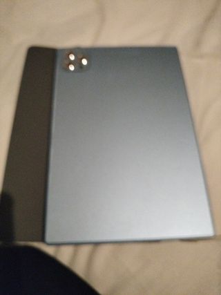 Tablet  con Funda Gris