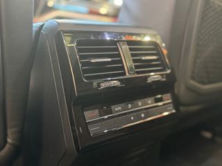 Volkswagen Touareg 3.0 Tdi R-Line 286 cv