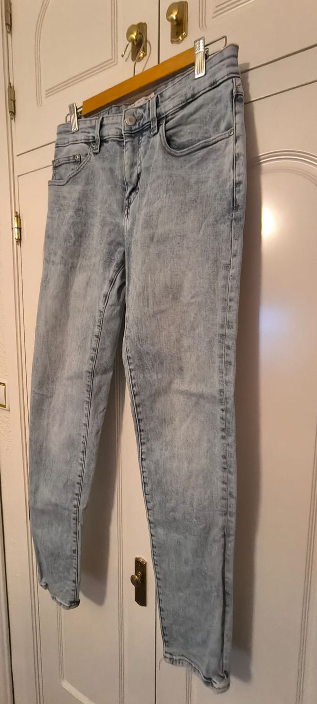 Pantalón vaquero Pull&Bear hombre talla 38