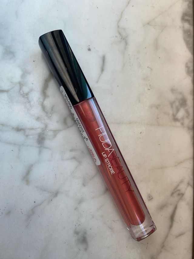 Huda Beauty Lip Strobe Gloss