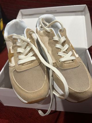 Zapatillas beige y doradas mujer talla 37