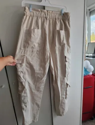 Pantalones cargo Stradivarius talla L