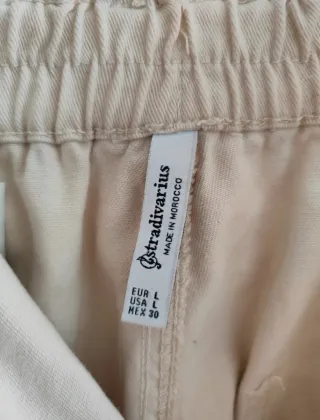 Pantalones cargo Stradivarius talla L