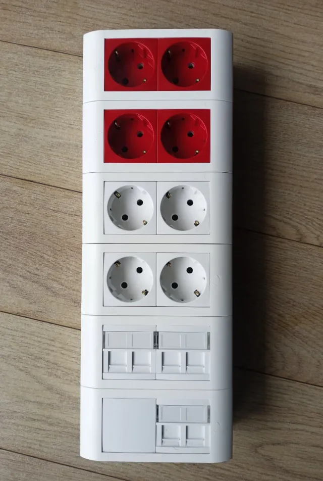 Regleta 8 enchufes + 3 RJ45 + 1