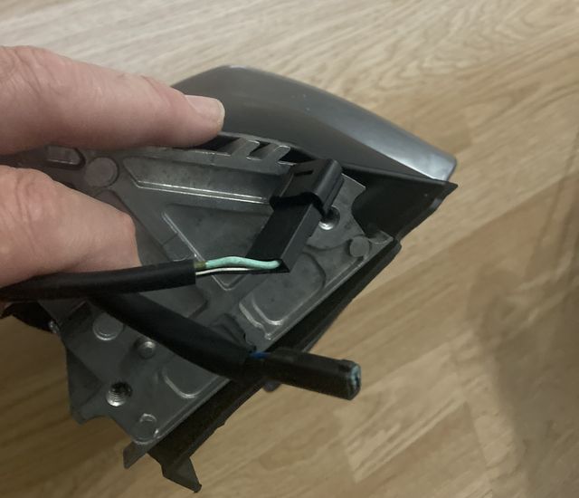 Retrovisor Derecho Suzuki Burgman 650 Executive