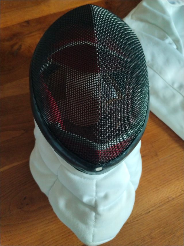 Traje de esgrima completo. Talla L.