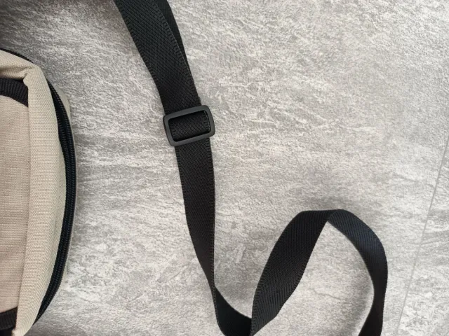 Bolso bandolera hombre beige y marrón