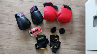 Pack Guantes y Vendas Kick Boxing/Muay Thai