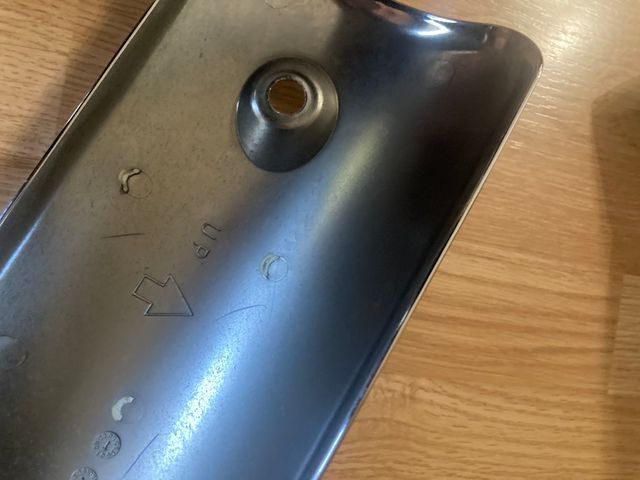 Embellecedor Escape Cromado Suzuki Burgman 650