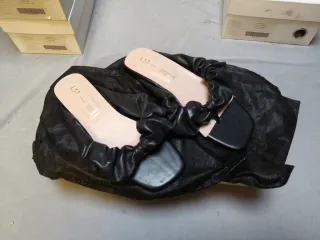 Sandalias L37 Negras