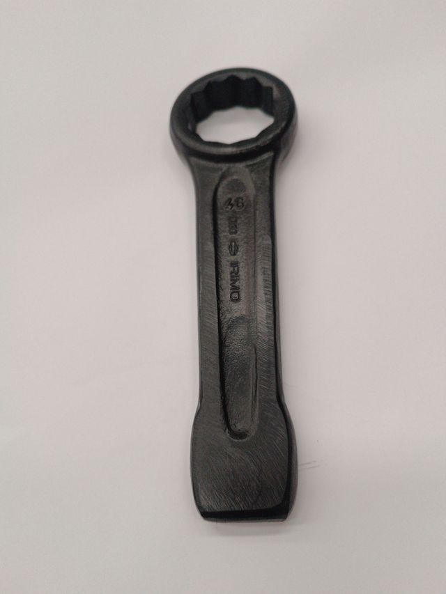 Llave de golpe cerrada IRIMO de 46 mm
