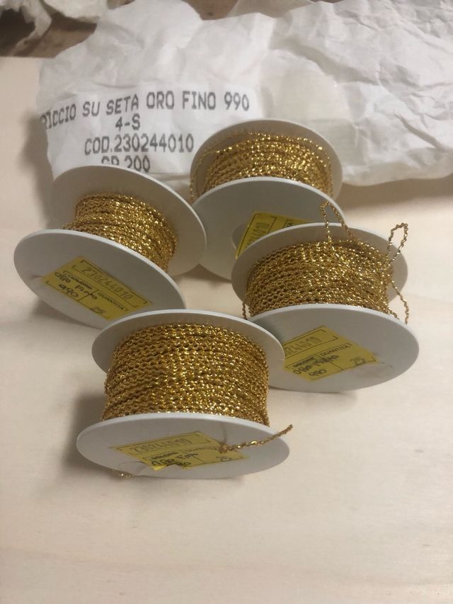 Filo ricamo seta oro fino 990
