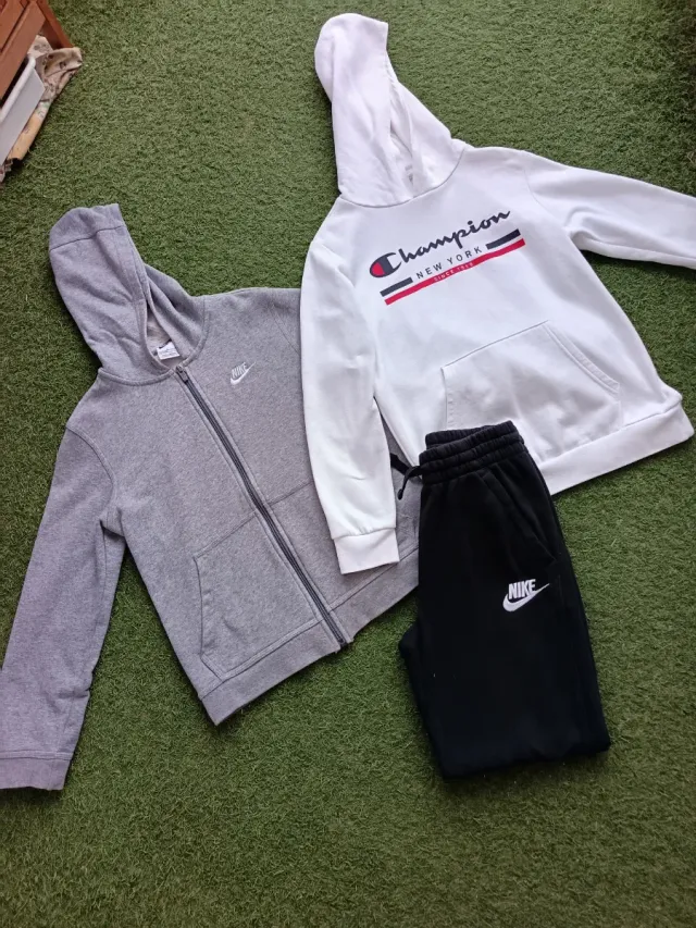 Set di abbigliamento sportivo per bambini Nike Champion