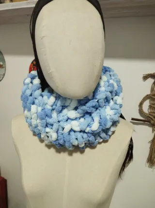 Sciarpa Infinity Azzurra e Bianca