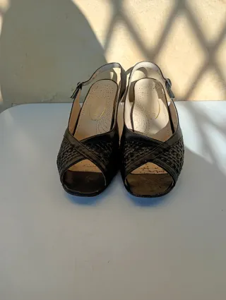 Scarpe nere pelle donna n.37