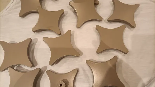 Pomos estrella metal beige/pomos verdes tipoaghata