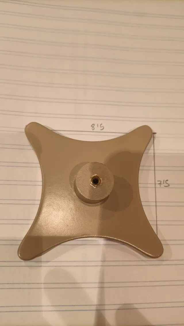 Pomos estrella metal beige/pomos verdes tipoaghata