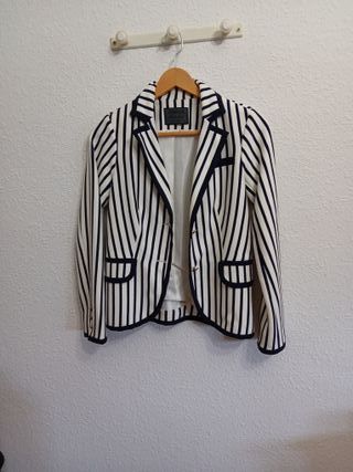 Chaqueta Rayas Azul y Blanco