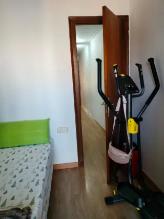 Habitación individual en alquiler en Calella