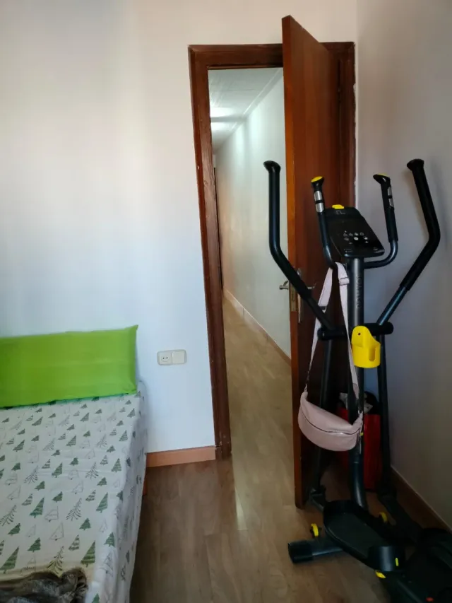 Habitación individual en alquiler en Calella