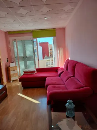 Habitación individual en alquiler en Calella