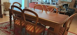 Mesa comedor extensible de madera + 6 sillas tapiz