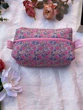 Neceser flores hecho a mano