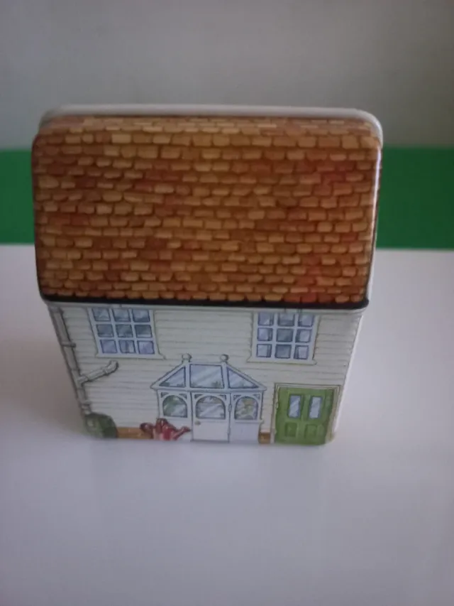 Mini Lata Casa Miniatura Inglesa