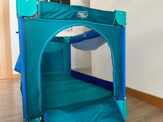 Cuna de viaje plegable