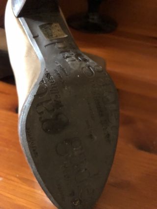 Zapatos de salón Gadea piel beige/dorado