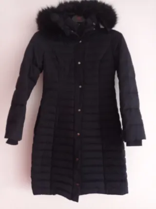 Abrigo plumífero Zara azul marino con capucha