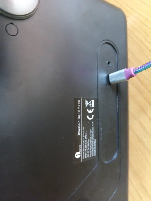 Rádio DAB 1byone cinzento e prata