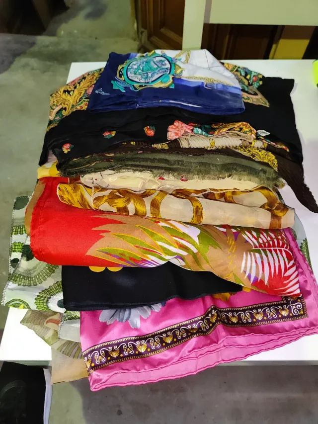 Lote 15 pañuelos variados