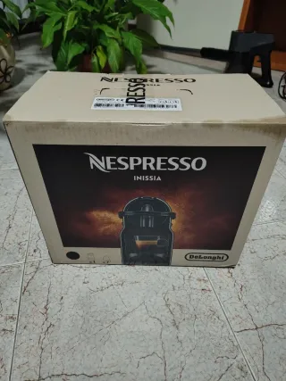 Macchina caffè Nespresso Inissia DeLonghi