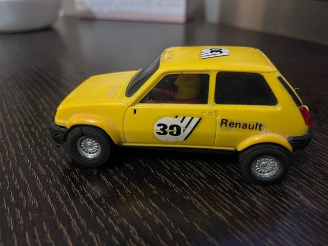 CocheRenault 5 Amarillo exin mexico