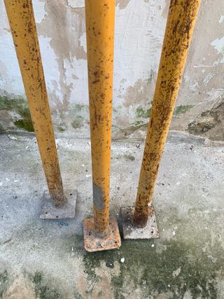 Puntales de construcción metálicos 3 unidades- 45€