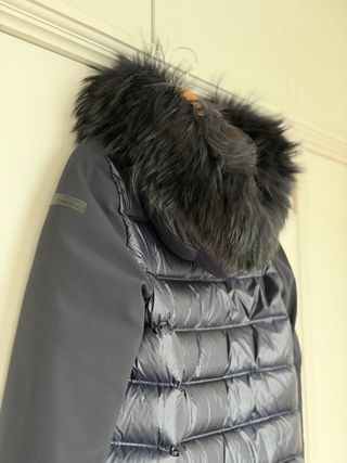 Parka RRD azul marino capucha pelo talla 40