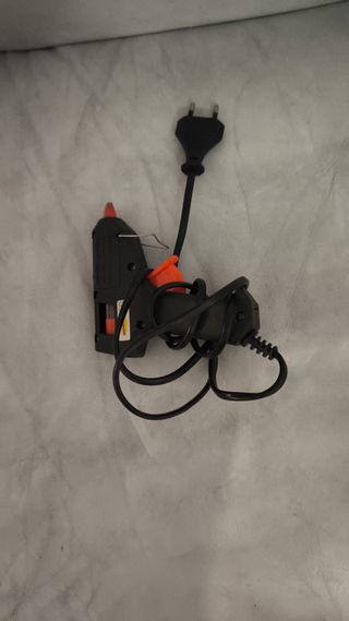 Pistola de pegamento caliente