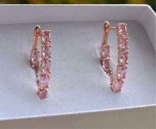 Orecchini laminati oro rosa 14 k e pietre rosa