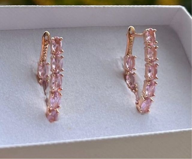 Orecchini laminati oro rosa 14 k e pietre rosa