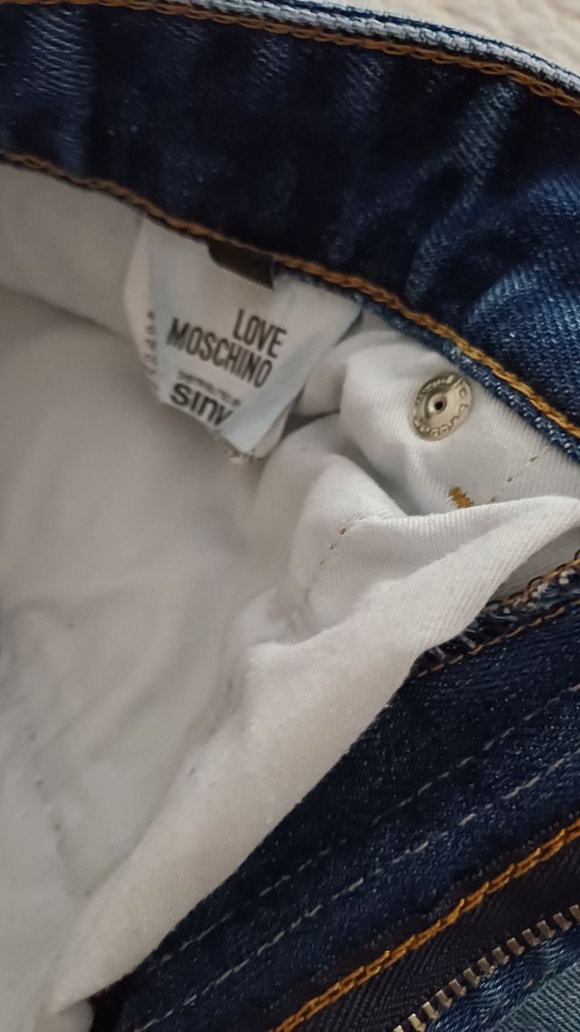 Pantalón Love Moschino Talla 30