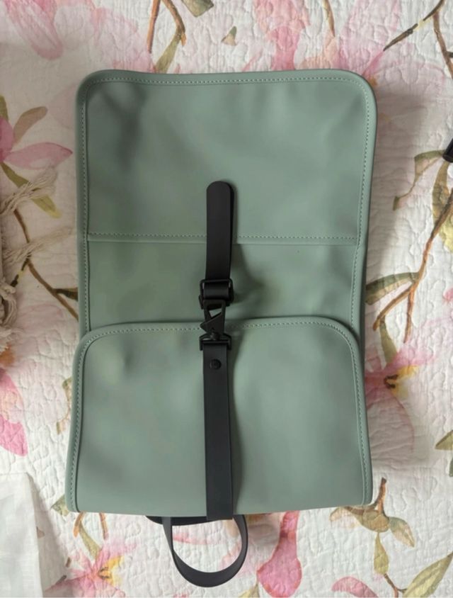 Mochila Rains verde agua