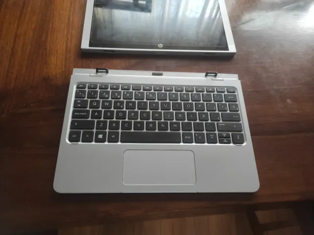 HP X2 210 G2 Táctil 10 4GB RAM 64GB