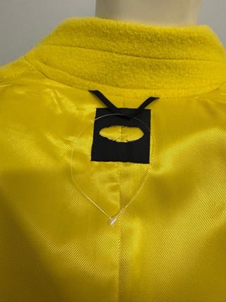 Cappotto lungo giallo in lana vergine, monopetto