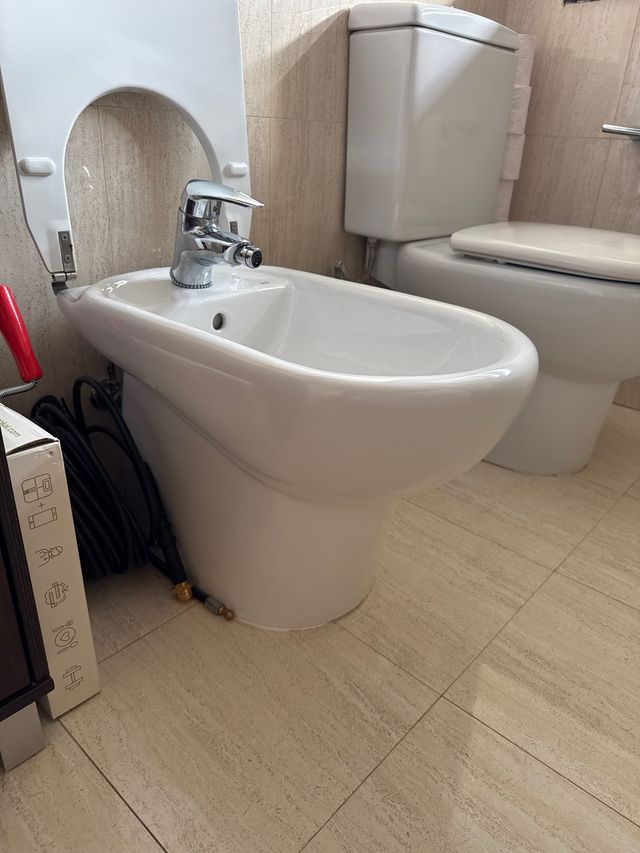 Bidé de cerámica blanco Roca