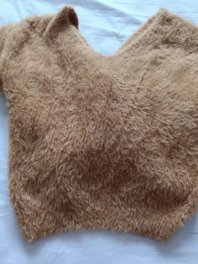 Jersey de invierno peludo,el precio es de los dos